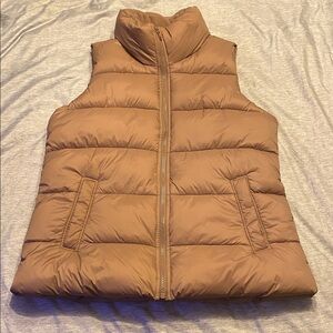 Old Navy Camel Colored Puffer Vest Womens Sz S Full Zip
